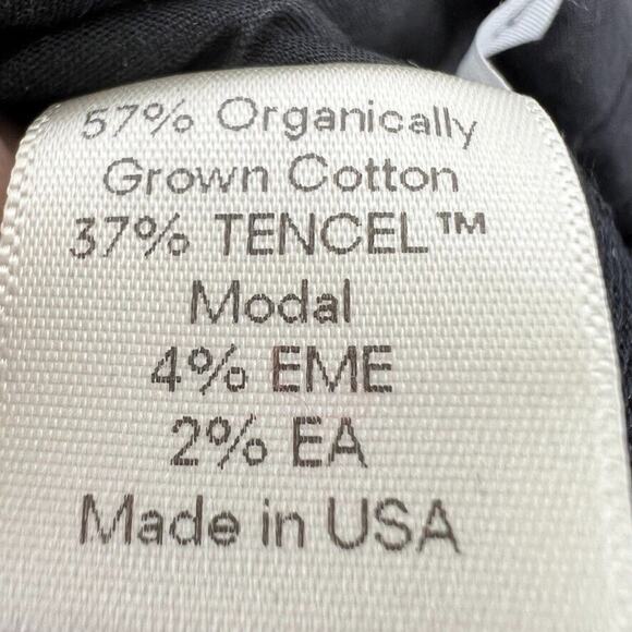 Reformation Jeans High Waisted Skinny Distressed Skinny Jeans in Faded Black 25 - Picture 9 of 11